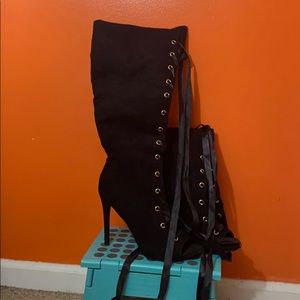 Black Knee-High Tie-Up Heels
